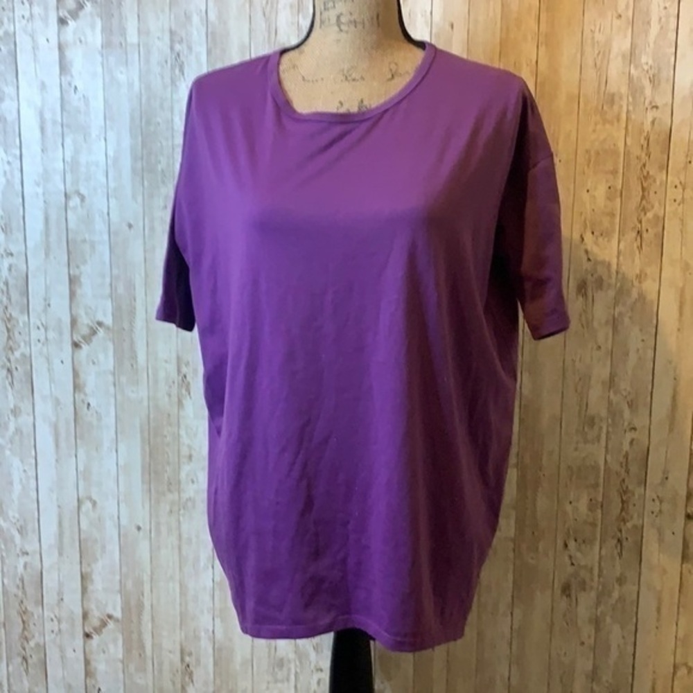 LulaRoe Purple Shirt Sleeved Perfect Tee